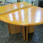 Vollholz Tisch rund/oval guter Zustand, Preis 75,- €